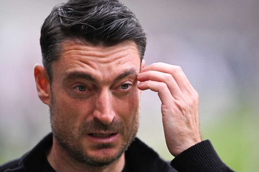 Albert Riera hat bei einer Pressekonferenz zur Medienschelte angesetzt.