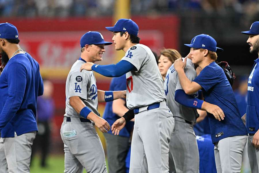 The Los Angeles Dodgers wrap up the NL West title.