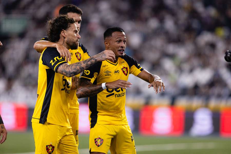 O Sport sonhou com a vitória no Nilton Santos