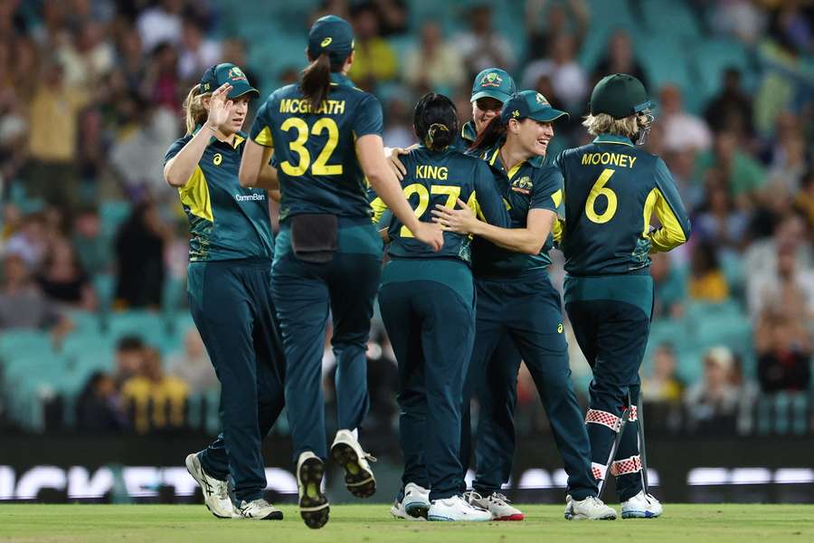 Australia celebrate an England wicket