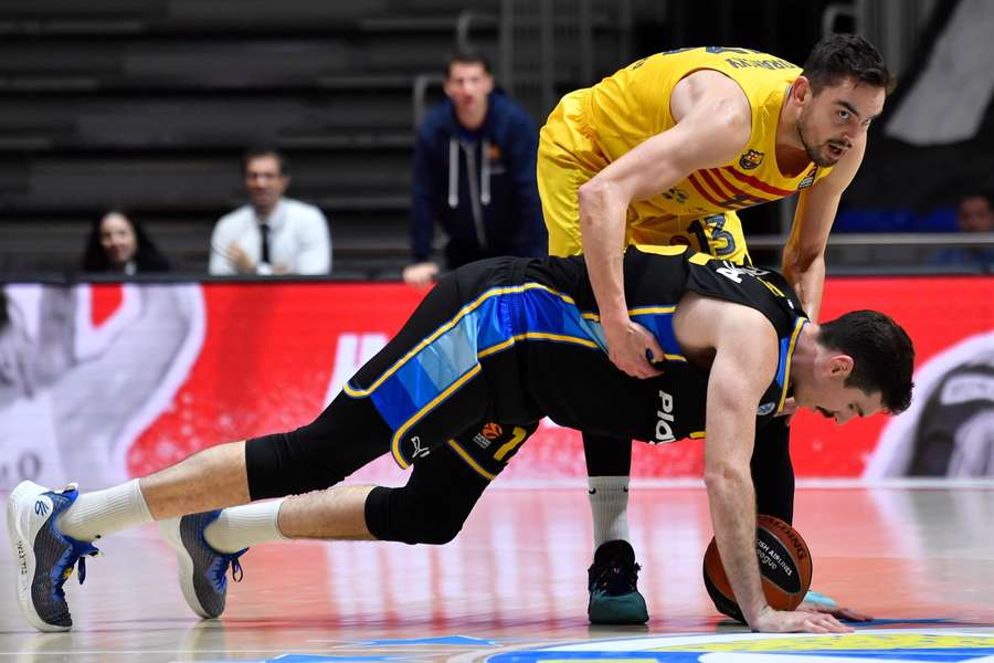Tomáš Satoranský zaznamenal proti Maccabi pět bodů, dva doskoky a čtyři asistence. 