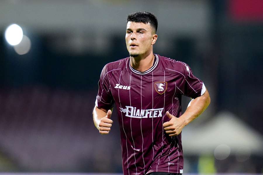 Serie B: colpaccio della Juve Stabia, cade in casa la Salernitana