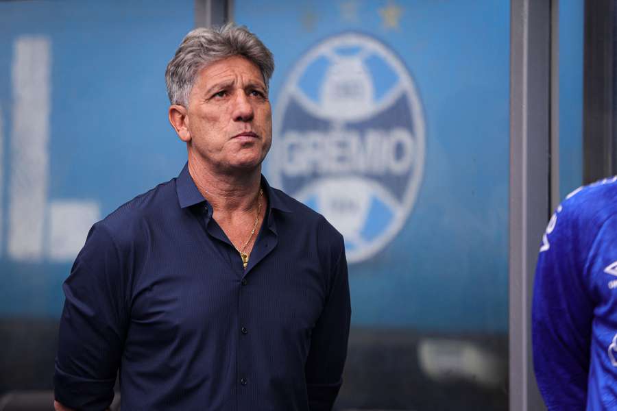 Renato encerra quarta passagem pelo Grêmio