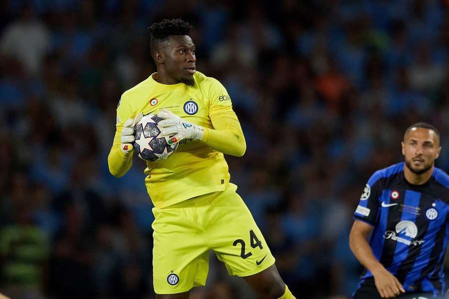 Andre Onana werd na Kepa, Alisson en Gianluigi Buffon de duurste keeper ooit