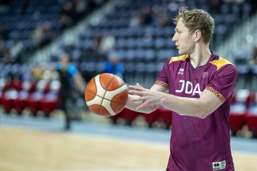 Christian Sengfelder verlässt Frankreich und kommt in die heimische BBL