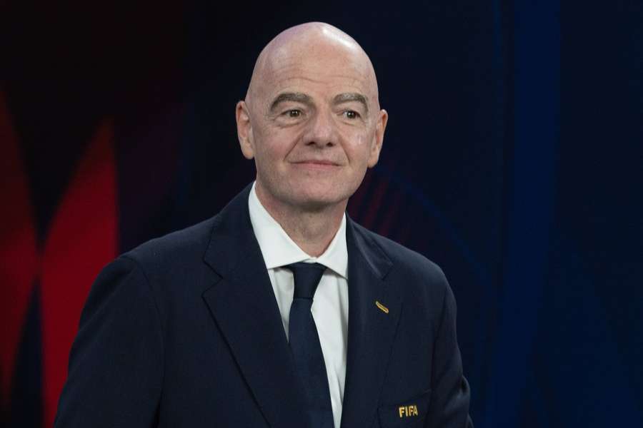 Im Machtkampf rebelliert Jordaniens Fußball-Verbandschef gegen Infantino Im Machtkampf rebelliert Jordaniens Fußball-Verbandschef gegen Infantino