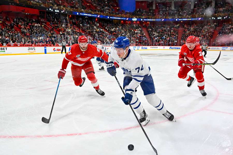 Ostre strzelanie w Pittsburgu zakończone triumfem Toronto Maple Leafs