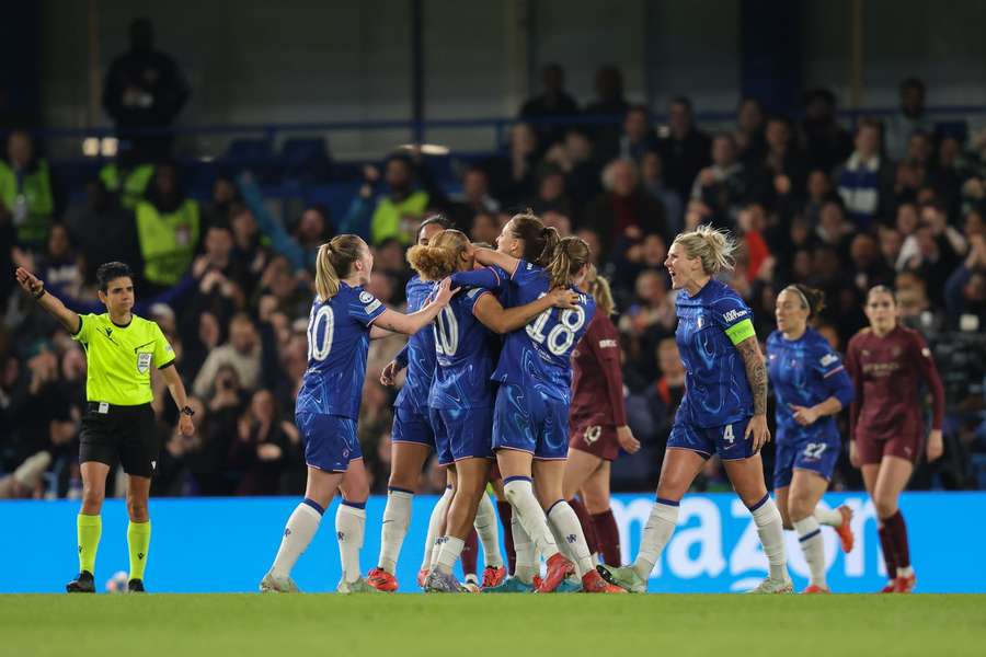 Chelsea to face Barcelona in Women's Champions League semis after Man City fightback