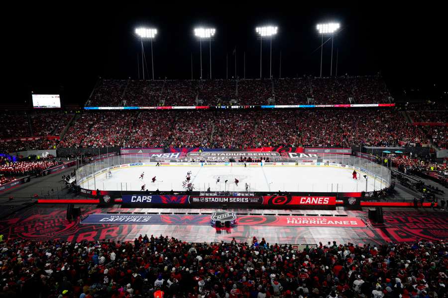 Carter–Finley Stadium, sede della Stadium Series 2023 della NHL