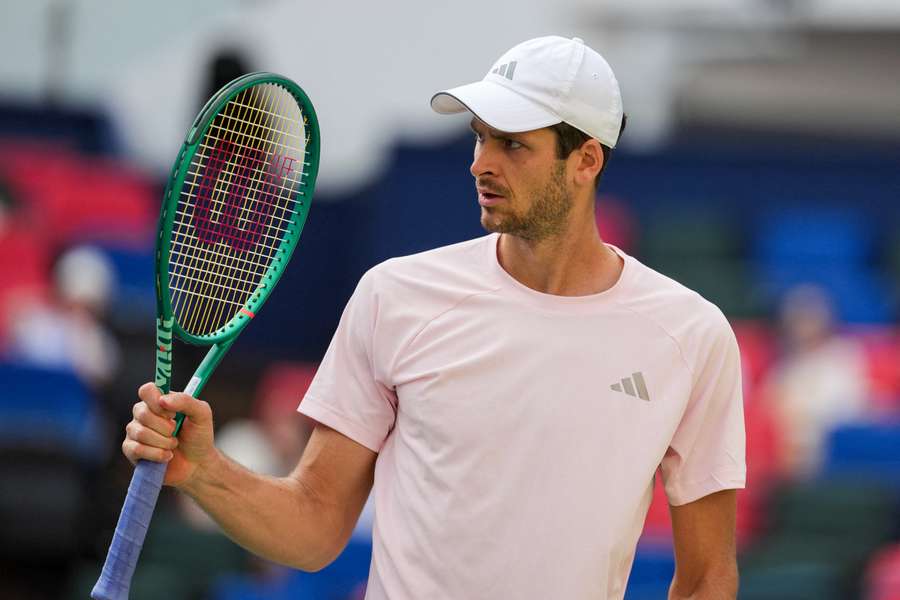 Tenis Flash: Świątek zagra o półfinał, a Hurkacz zmierzy się z Djokoviciem