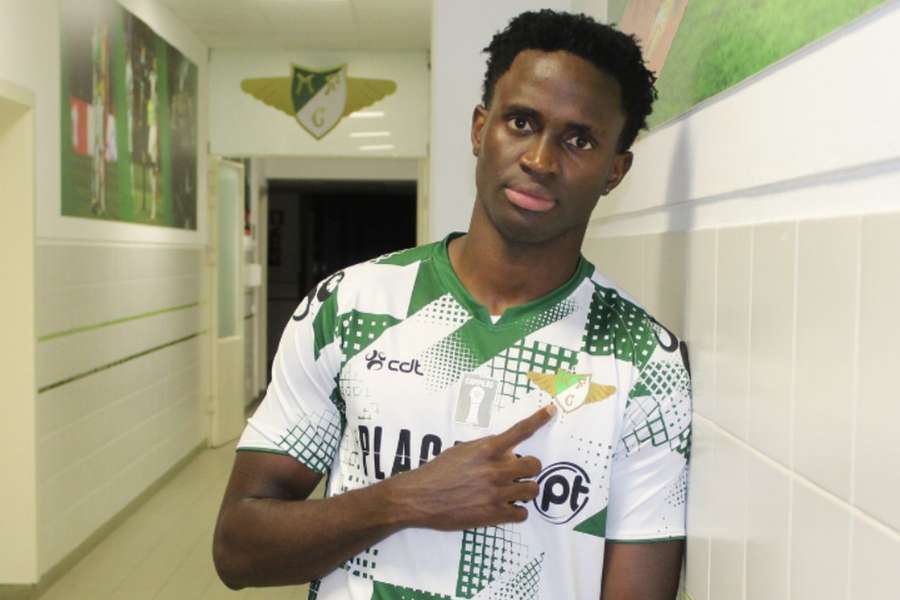 Hernâni Infande oficializado pelo Moreirense