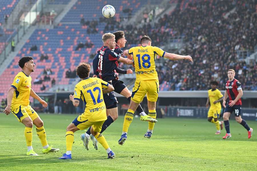 Hellas walczył i ograł faworyta.