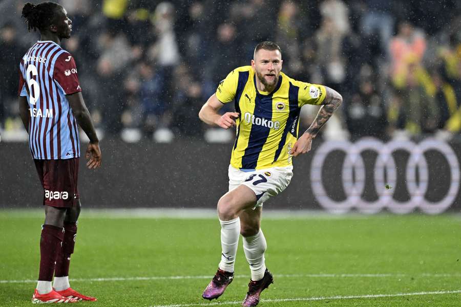 Škriniar sa stane kmeňovým hráčom Fenerbahçe.