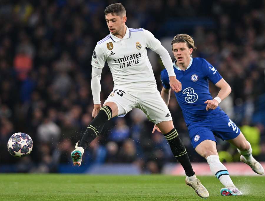 Chelsea's English midfielder Conor Gallagher vies with Real Madrid's Uruguayan midfielder Federico Valverde Chelsea's English midfielder Conor Gallagher vies with Real Madrid's Uruguayan midfielder Federico Valverde
