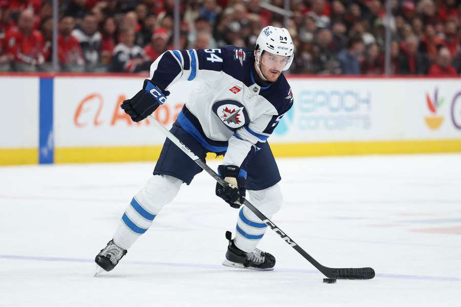 Winnipeg Jets wygrywają po dogrywce i notują serię 10 wygranych z rzędu