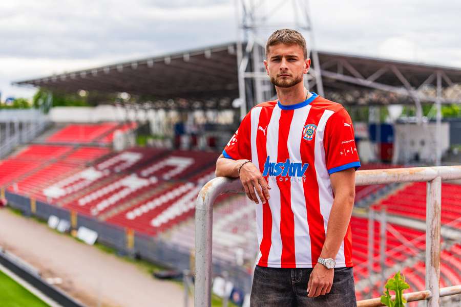Zbrojovku posílí obránce Hunal Zbrojovku posílí obránce Hunal