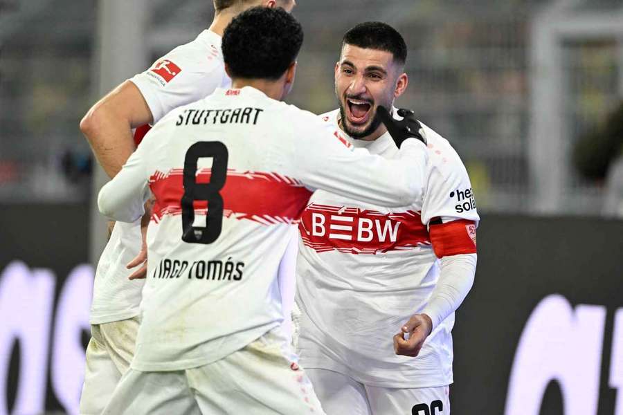 Deniz Undav (r.) hat gegen Dortmund einen Dreierpack gelandet