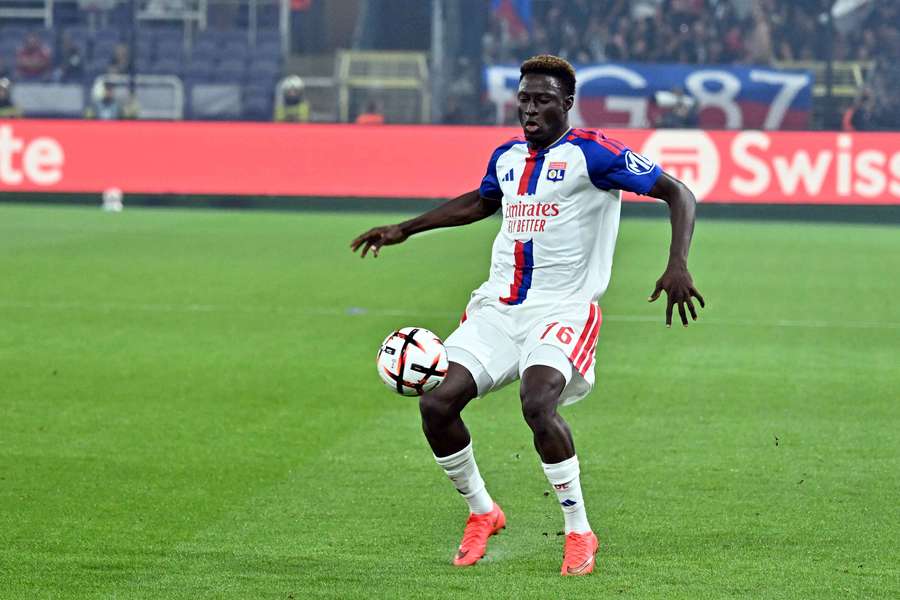 Coup dur pour l’OL : Mohamed Ouédraogo gravement touché au genou