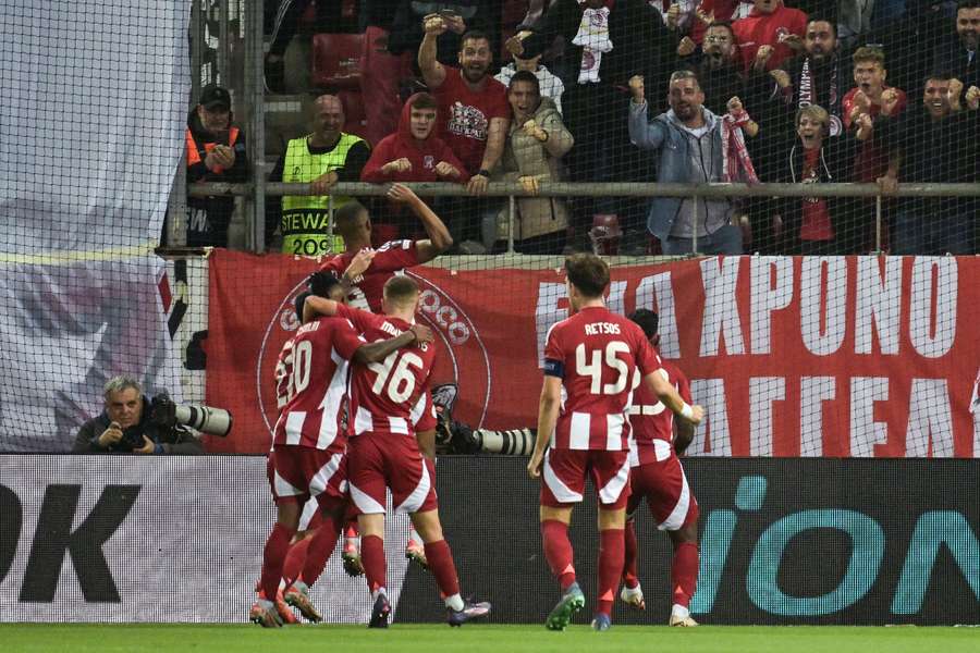 Chiquinho, Gelson e Costinha foram a jogo