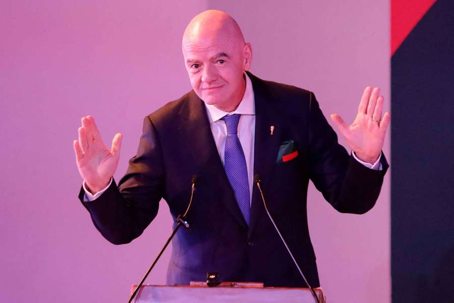 Gianni Infantino na konferenci v Mexiku.