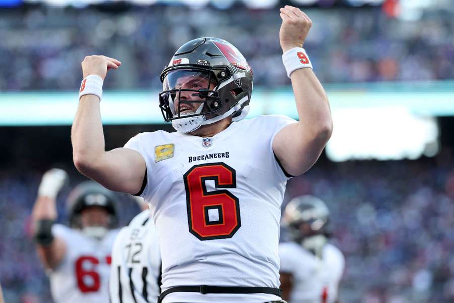 Mayfield feels his father stole from him 