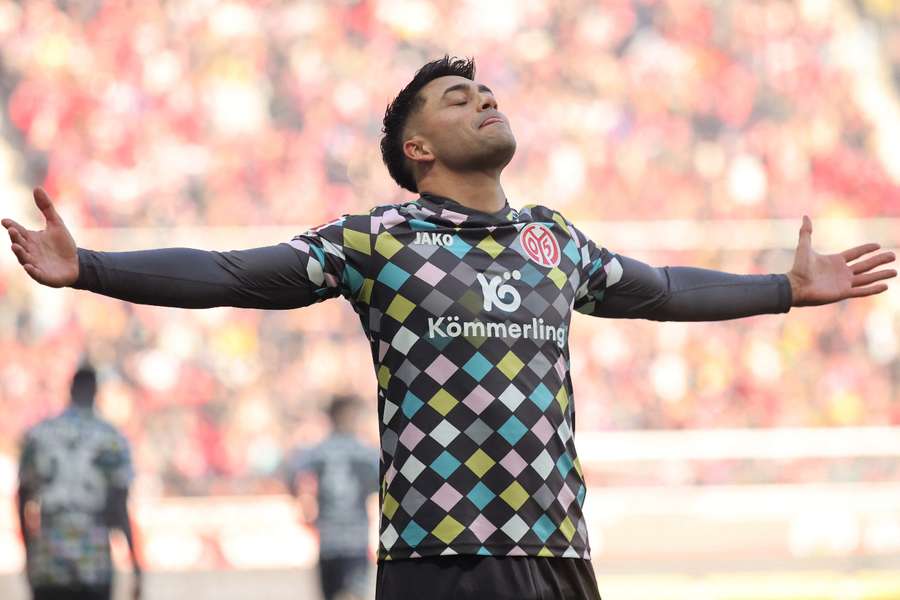 Amiri hat in der Bundesliga bislang elf Scorerpunkte gesammelt (neun Tore, zwei Vorlagen)