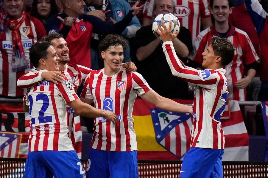 Giuliano, Griezmann y Julián lideraron al Atlético de Madrid