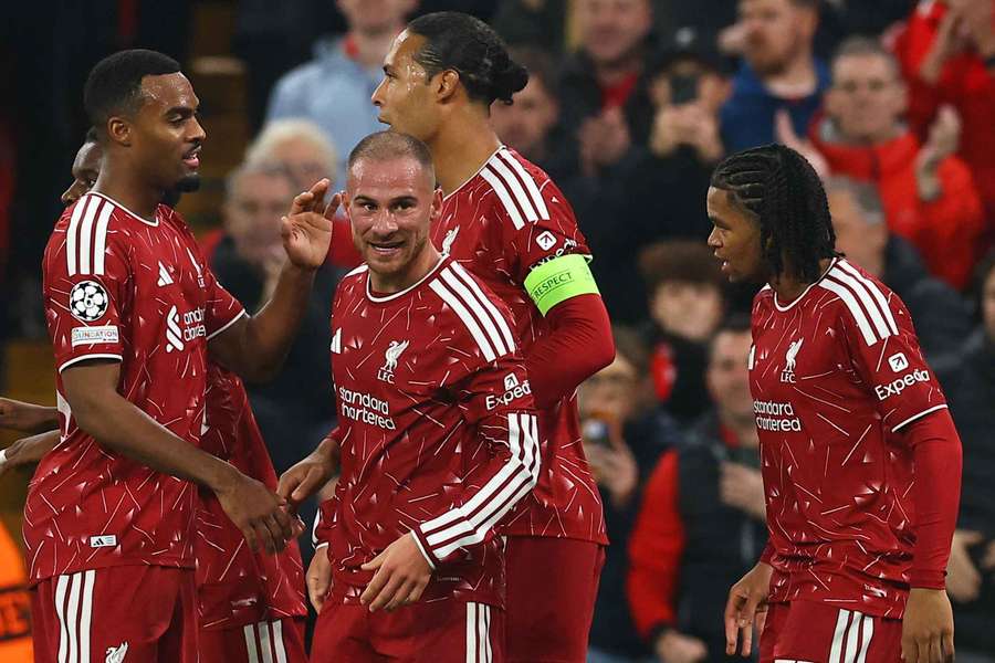El Liverpool remontó un 0-2 del Villarreal