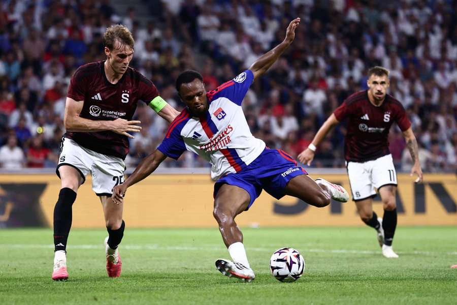 Sparta prohrála v Lyonu 0:3. Sparta prohrála v Lyonu 0:3.