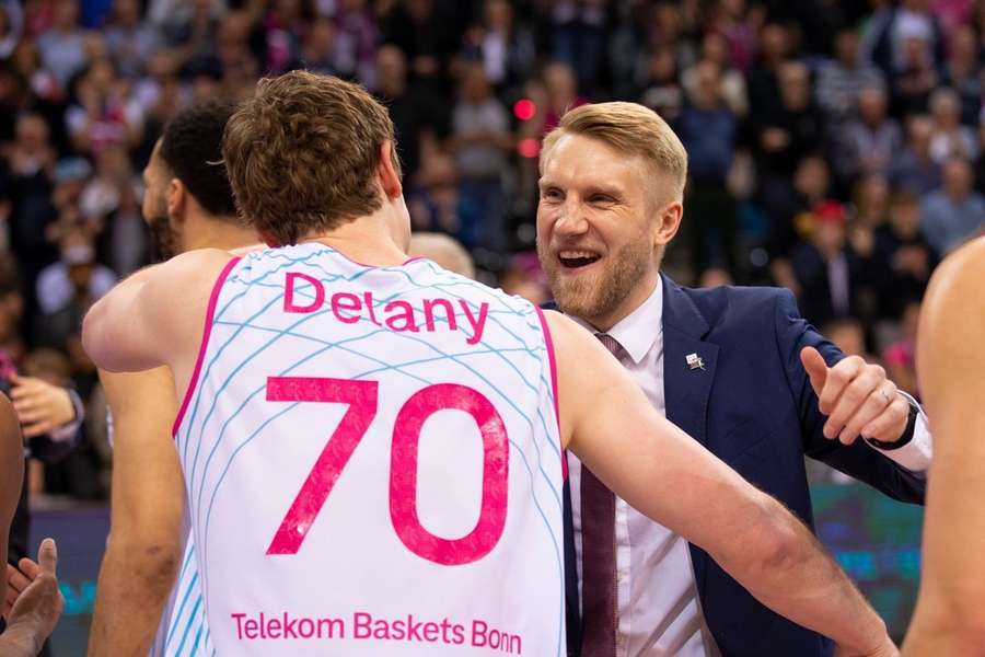 Tuomas Iisalo verlässt Bonn und wechselt zu einem noch nicht bekannten EuroLeague-Teilnehmer.