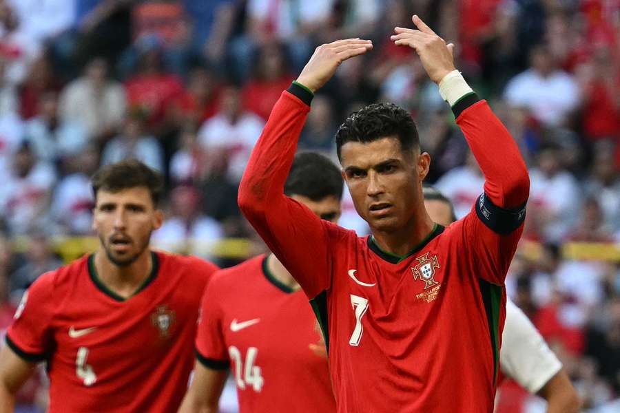 Cristiano Ronaldo gaf zijn achtste assist op een EK-eindronde: een gedeeld record