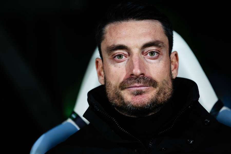 Albert Riera ist der neue Coach der Adler.