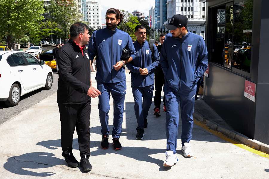 La Fifa a "promis" des visas pour les joueurs iraniens (ministre iranien des sports) La Fifa a "promis" des visas pour les joueurs iraniens (ministre iranien des sports)