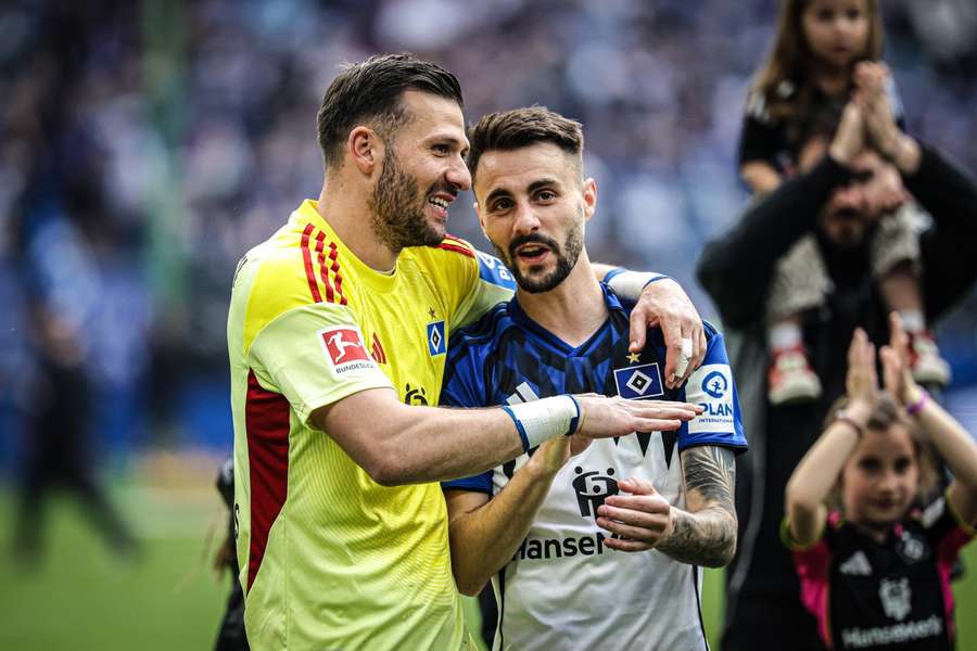Daniel Heuer Fernandes (l.) und Fabio Vieira (r.) Daniel Heuer Fernandes (l.) und Fabio Vieira (r.)
