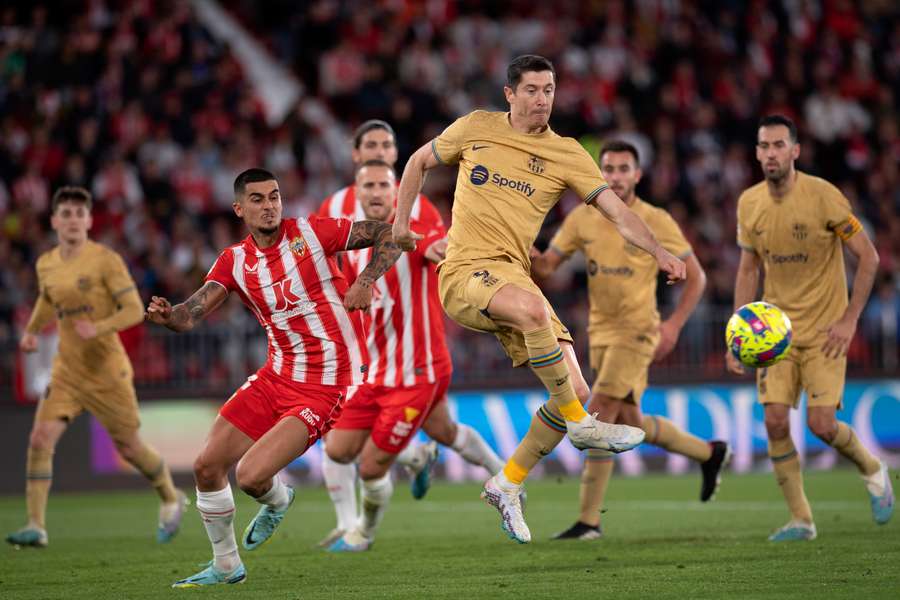 Lewandowski ficou isolado em boa parte do jogo