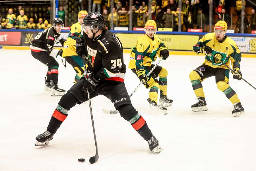 GieKSa i Zagłębie idą łeb w łeb po 29 kolejkach Tauron Hokej Ligi 