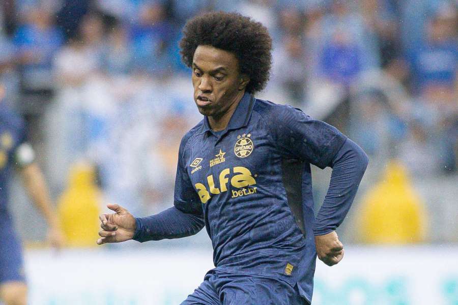 Willian sentiu lesão em Grêmio x Vitória