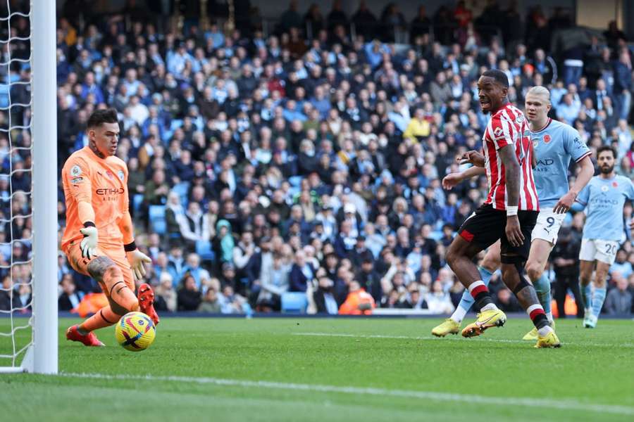 Surpriză în Premier League: Manchester City, învinsă pe propriul teren de Brentford