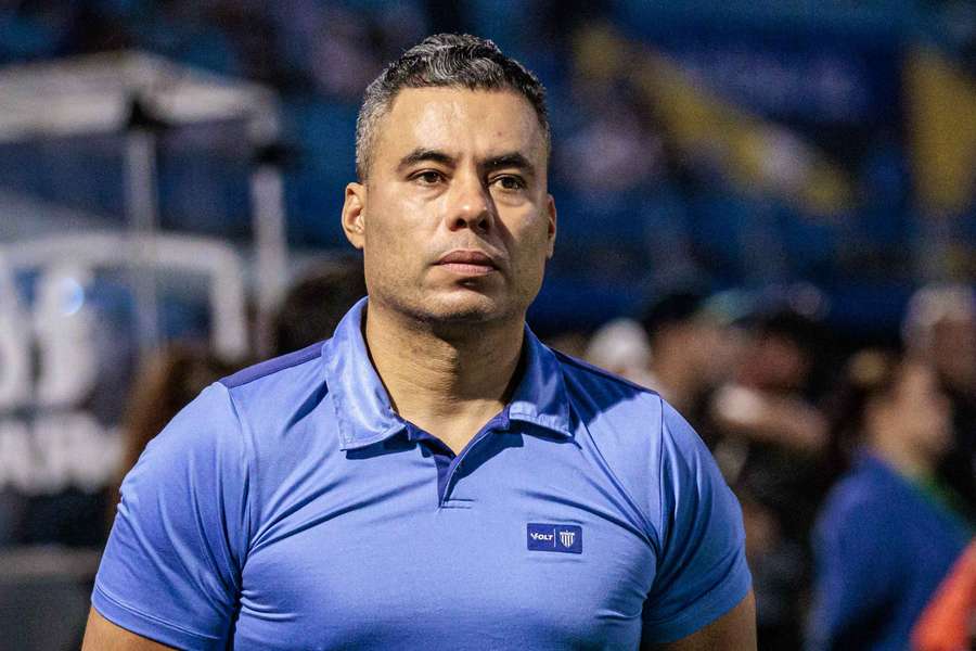Jair Ventura deixou o comando do Avaí