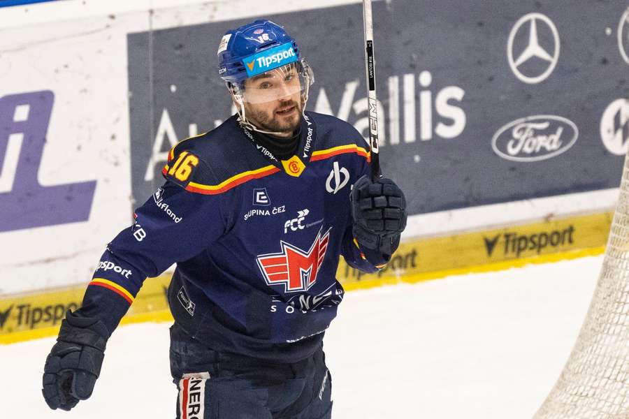 Róbert Lantoši asistoval pri prehre Českých Budějovíc na ľade Sparty.