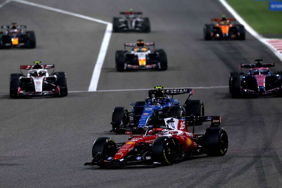 Charles Leclerc em ação nos testes de pré-temporada