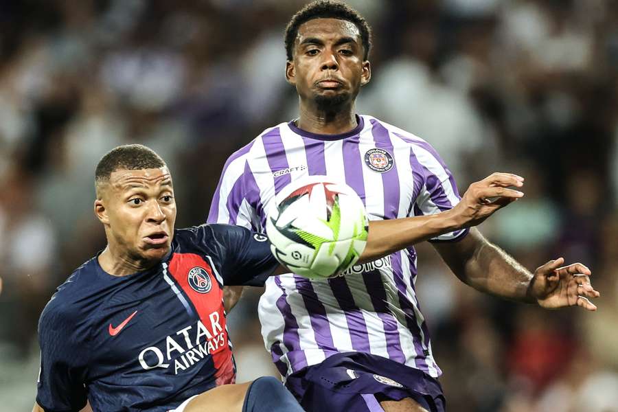 Mbappé fez o gol do PSG contra o Tolouse