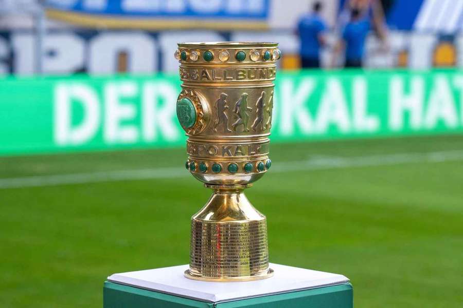 Der begehrte DFB-Pokal.