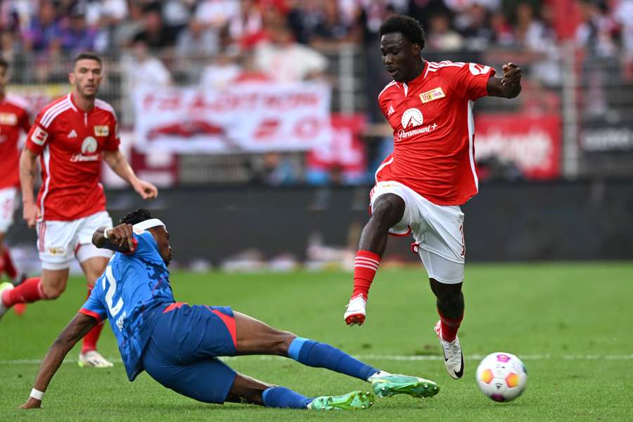 Fofana (R) tijdens 1. FC Union Berlin - RB Leipzig