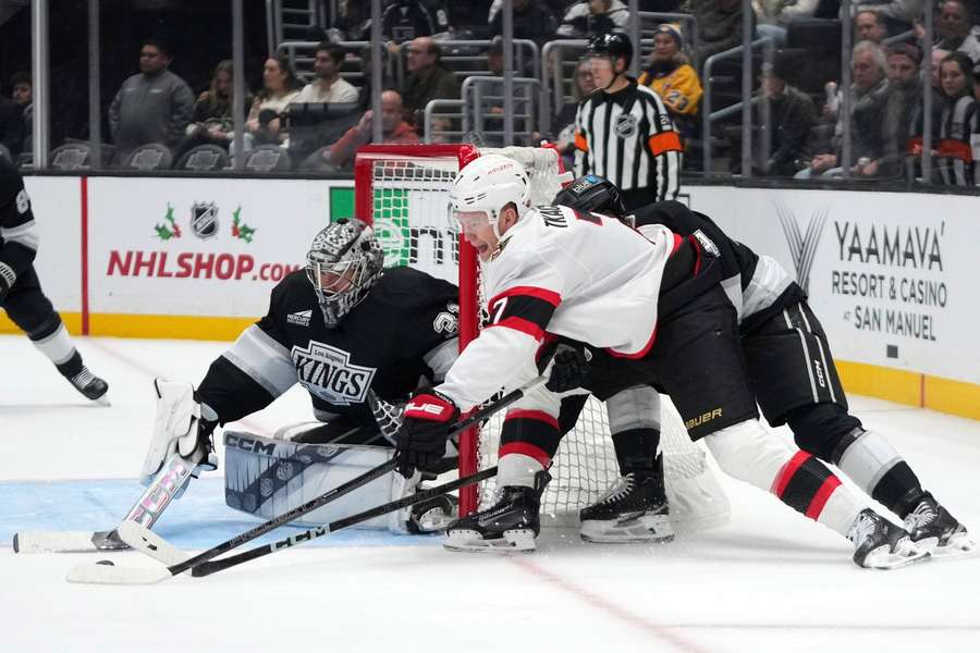 David Rittich přispěl 20 zákroky k výhře Kings.