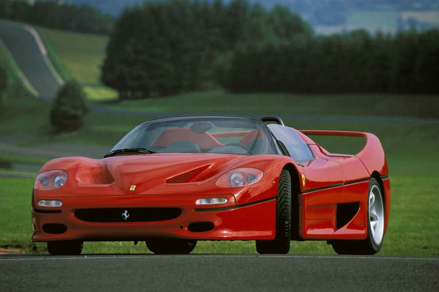 Un Ferrari F50 fotografiado en 2008 Un Ferrari F50 fotografiado en 2008