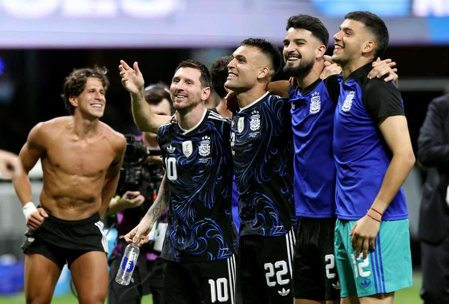 L'Argentina festeggia la vittoria L'Argentina festeggia la vittoria