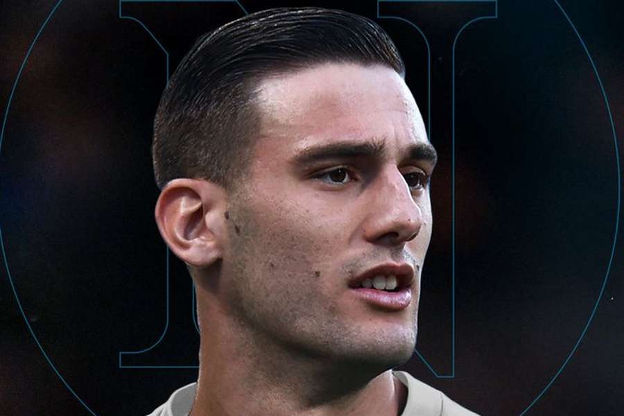 Lorenzo Lucca llega al Nápoles cedido por el Udinese
