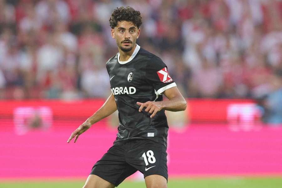 Eren Dinkci soll der erste Teil einer Transferoffensive bei Werder Bremen sein. Eren Dinkci soll der erste Teil einer Transferoffensive bei Werder Bremen sein.
