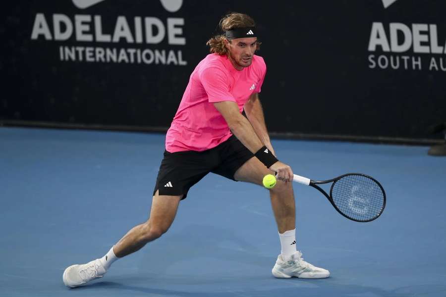 Tsitsipas padol v Adelaide hneď v prvom kole.
